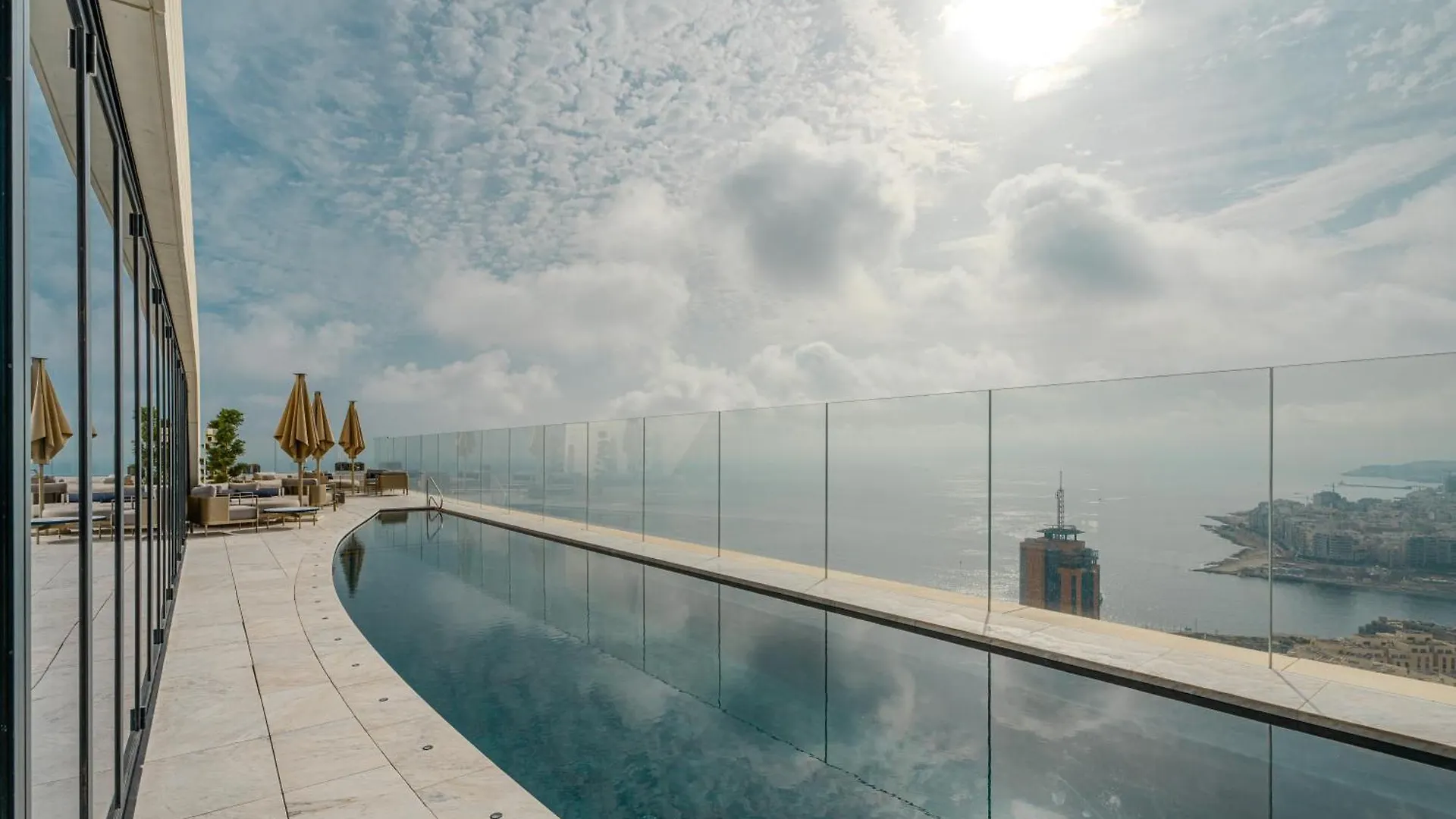 Prestigious Apartment With Common Roof Top Pool In Mercury Tower Saint Julian's