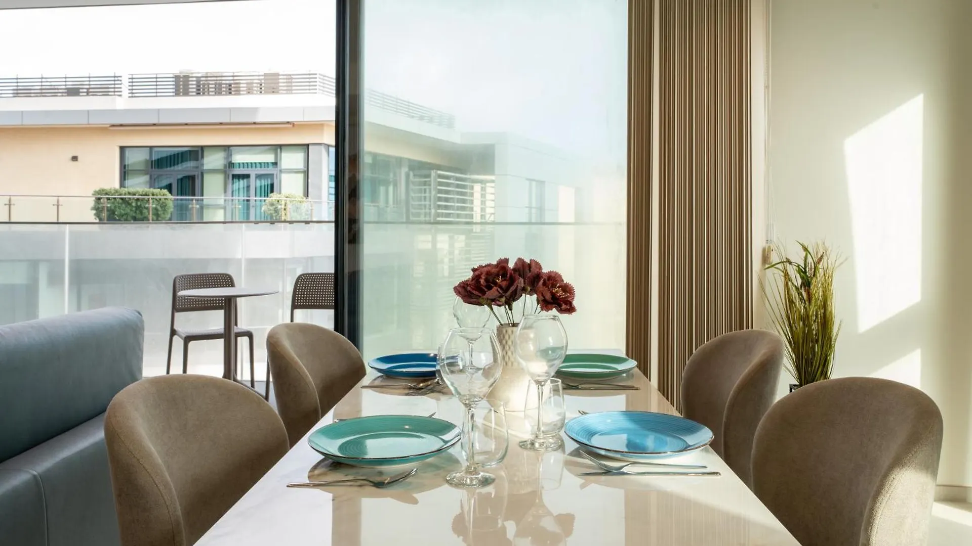 Prestigious Apartment With Common Roof Top Pool In Mercury Tower Saint Julian's Malta